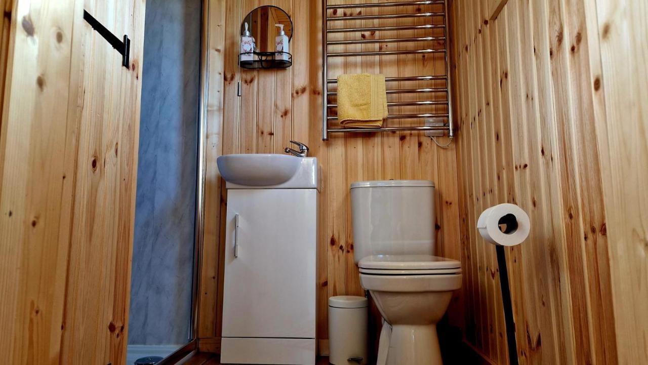 The Shepherd'S Hut @ Innlands Kilmaluag Exterior foto